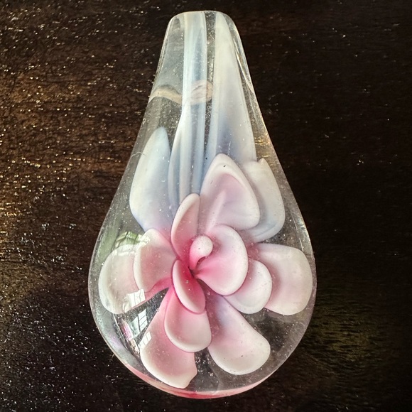 Artisan Handmade Murano Glass Pink Floral Pendant - Picture 4 of 5